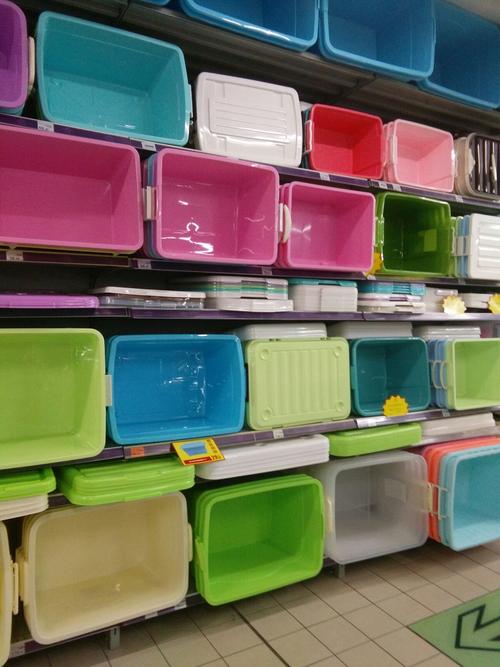 荆门店家庭用品区塑料制品有库存无动销的商品陈列